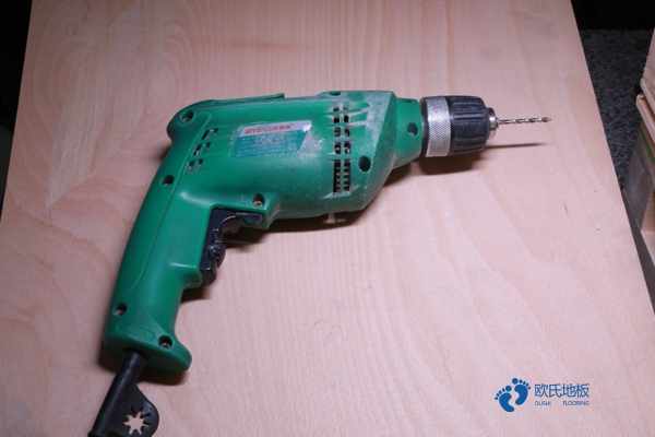 石體育運(yùn)動專用木地板