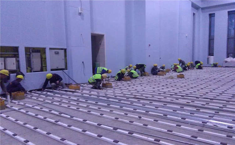 橡膠木體育運(yùn)動(dòng)地板規(guī)格