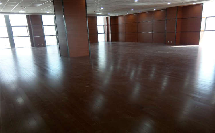 硬木企口籃球場地木地板造價(jià)