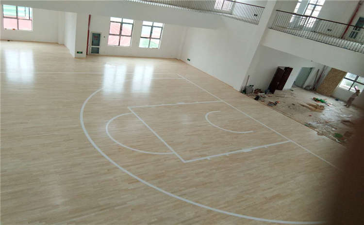 河南楓樺木體育木地板哪個公司好