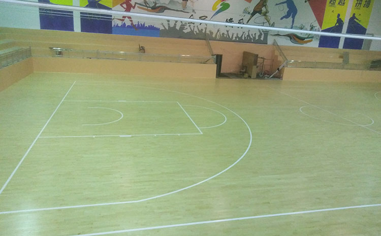 學校運動籃球地板一平米價格