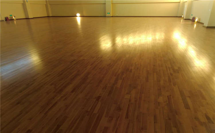 俄勒岡松籃球場(chǎng)木地板市場(chǎng)價(jià)格表