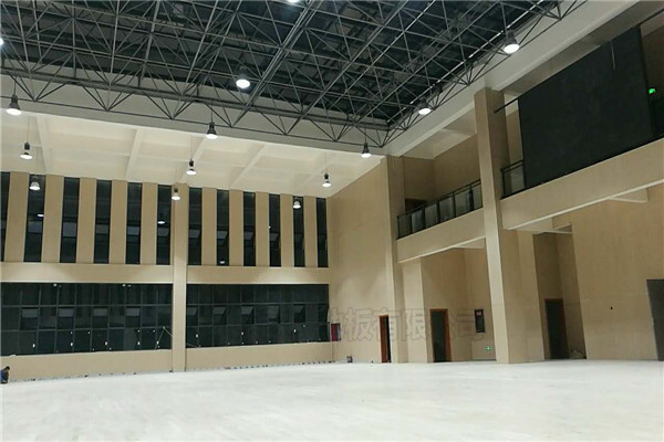 四川瀘州市敘永縣城西實驗學(xué)校運動木地板工程-3 四川瀘州市敘永縣城西實驗學(xué)校運動木地板工程-3