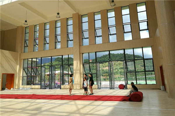 四川瀘州市敘永縣城西實驗學(xué)校運動木地板工程-4 四川瀘州市敘永縣城西實驗學(xué)校運動木地板工程-4